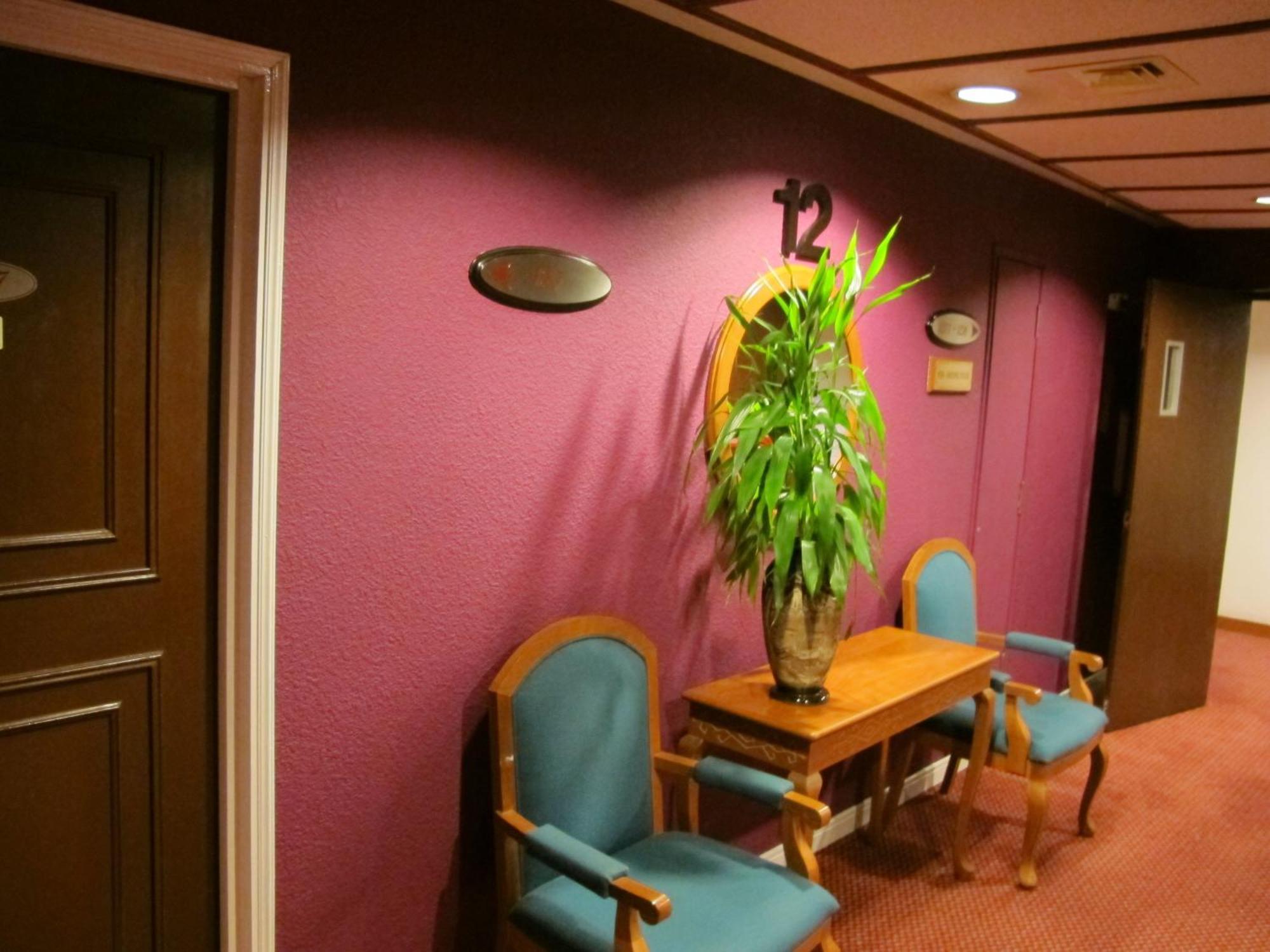 Hotel Grand Continental Kuching Exterior photo